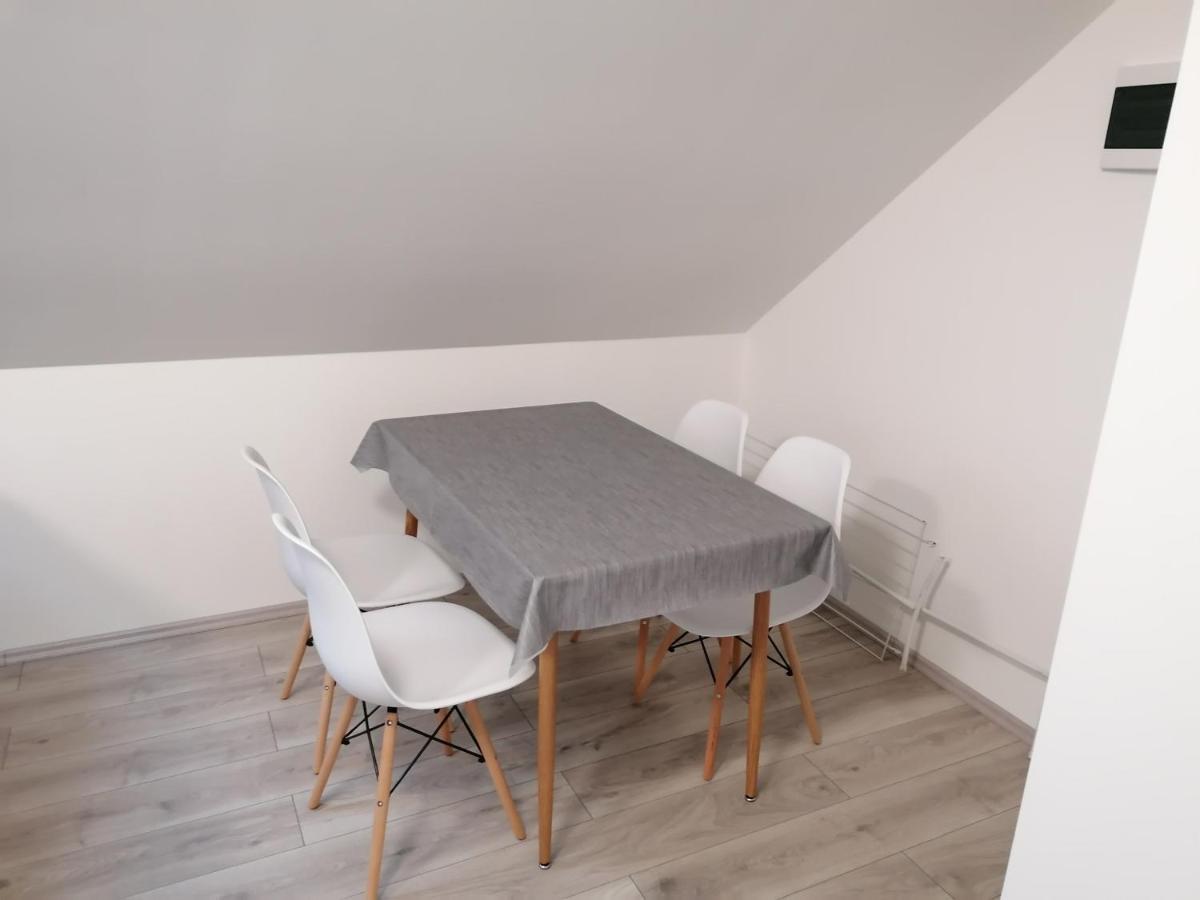Apartment Mohacs Apartman *